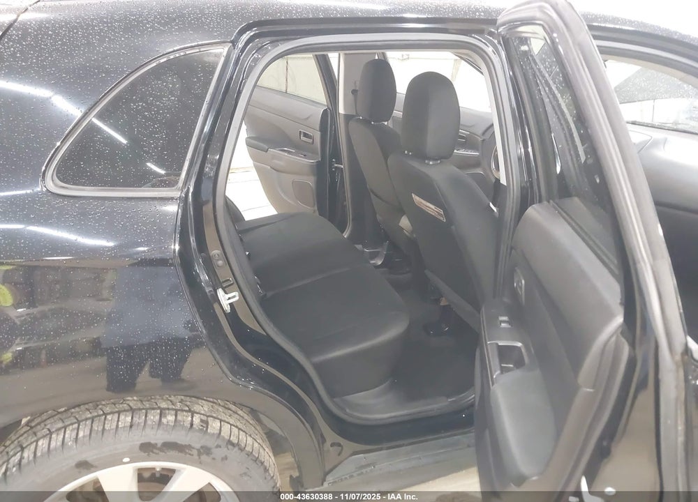 2015 MITSUBISHI OUTLANDER SPORT ES VIN: 4A4AR3AUXFE007832