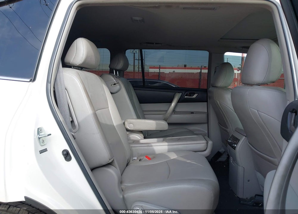 2012 TOYOTA HIGHLANDER SE V6 VIN: 5TDZK3EHXCS051833