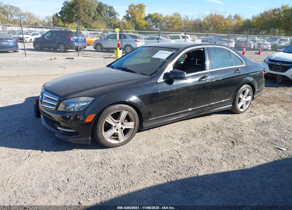 2011 MERCEDES-BENZ C 300 LUXURY 4MATIC/SPORT 4MATIC VIN: WDDGF8BB6BR173262