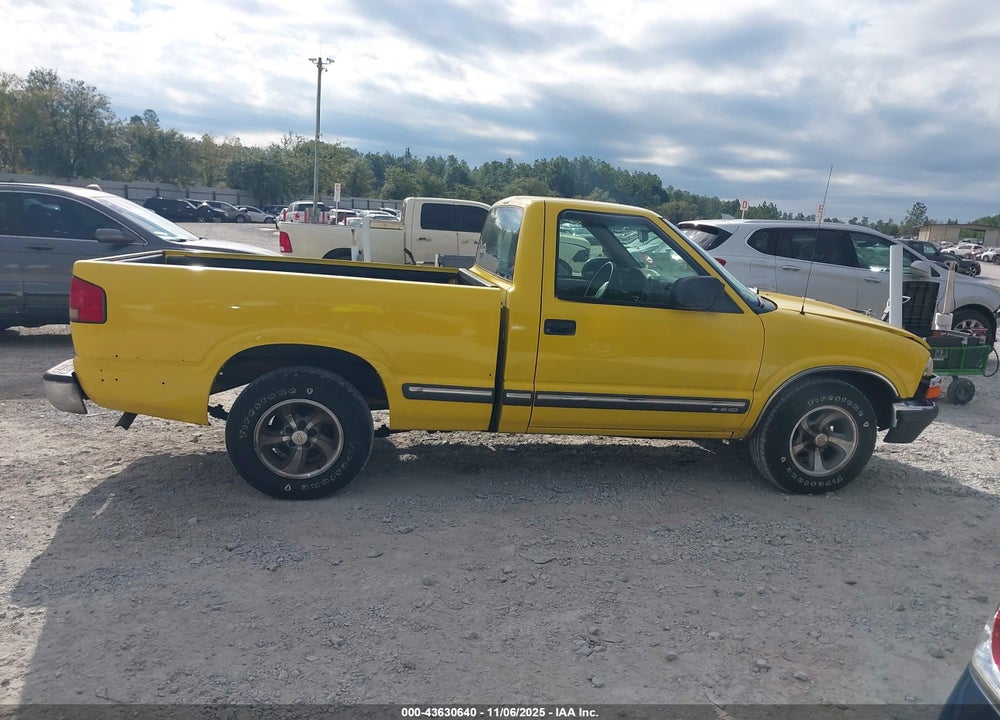 2000 CHEVROLET S-10 LS VIN: 1GCCS14W8YK199763