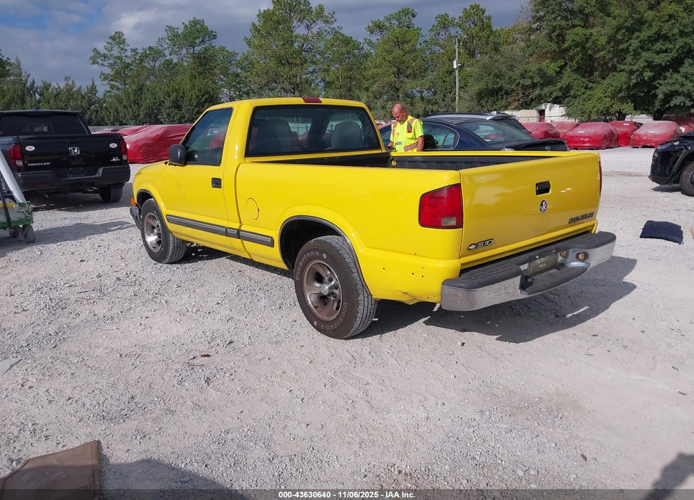 2000 CHEVROLET S-10 LS VIN: 1GCCS14W8YK199763
