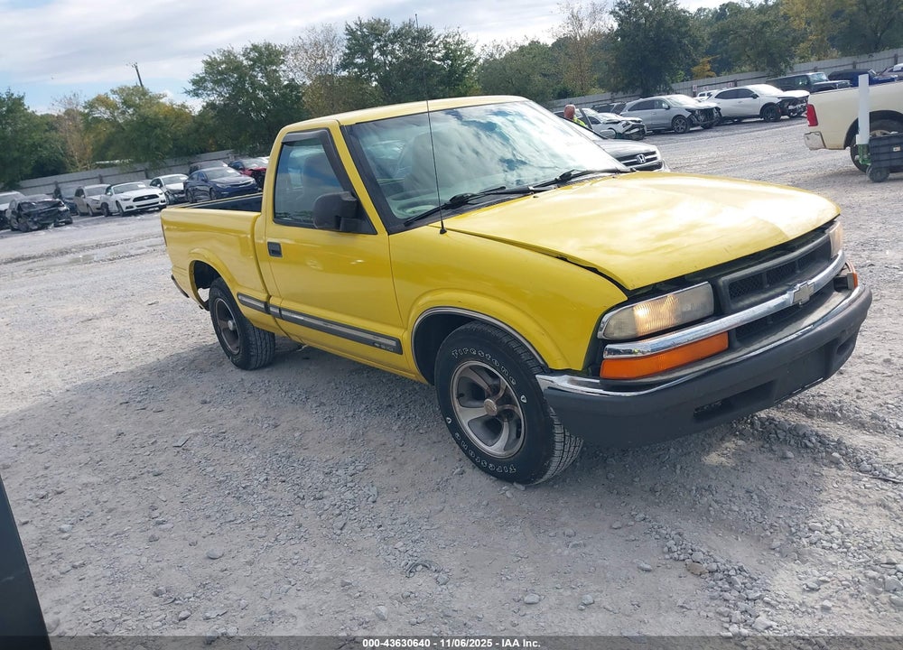 2000 CHEVROLET S-10 LS VIN: 1GCCS14W8YK199763