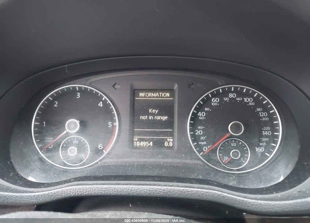 2014 VOLKSWAGEN PASSAT VIN: 1VWCN7A31EC100904