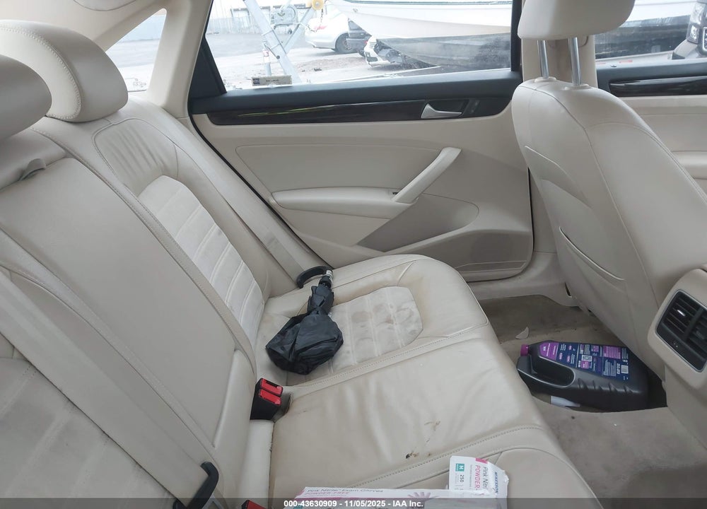 2014 VOLKSWAGEN PASSAT VIN: 1VWCN7A31EC100904