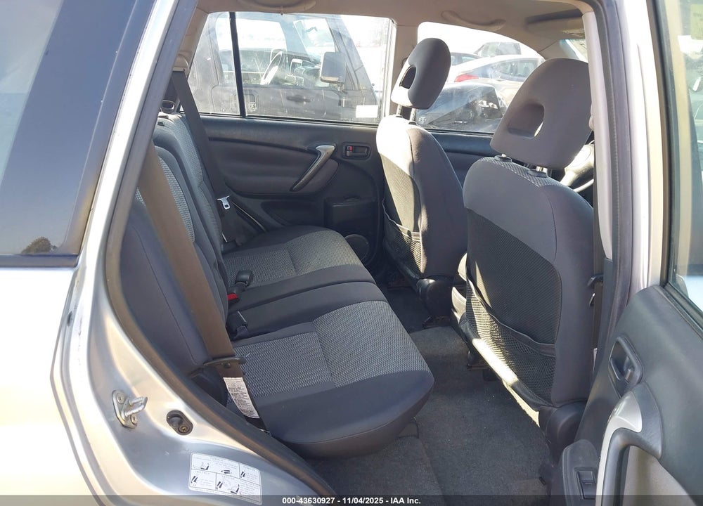 2004 TOYOTA RAV4 VIN: JTEHD20V646012585