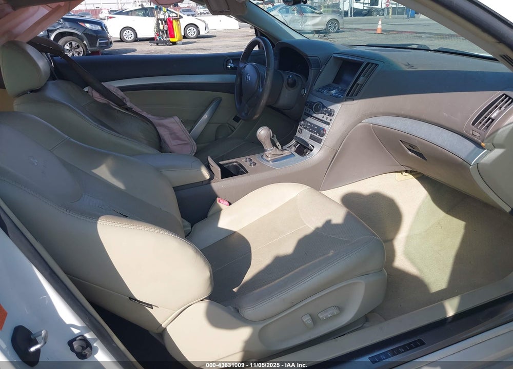 2009 INFINITI G37 VIN: JNKCV64E29M603611