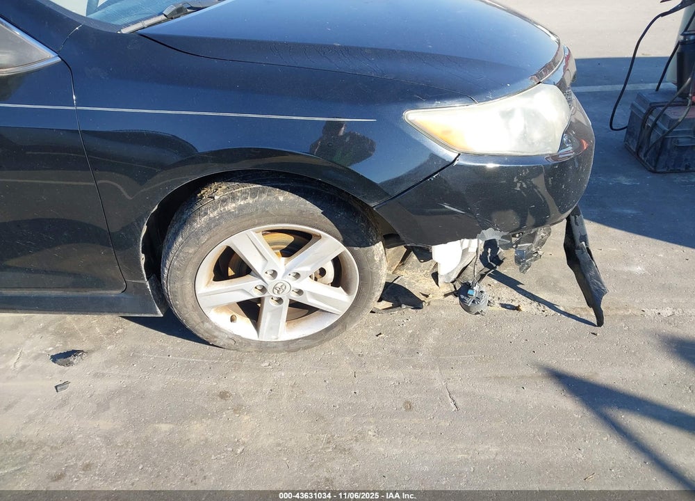 2013 TOYOTA CAMRY SE VIN: 4T1BF1FK2DU716432