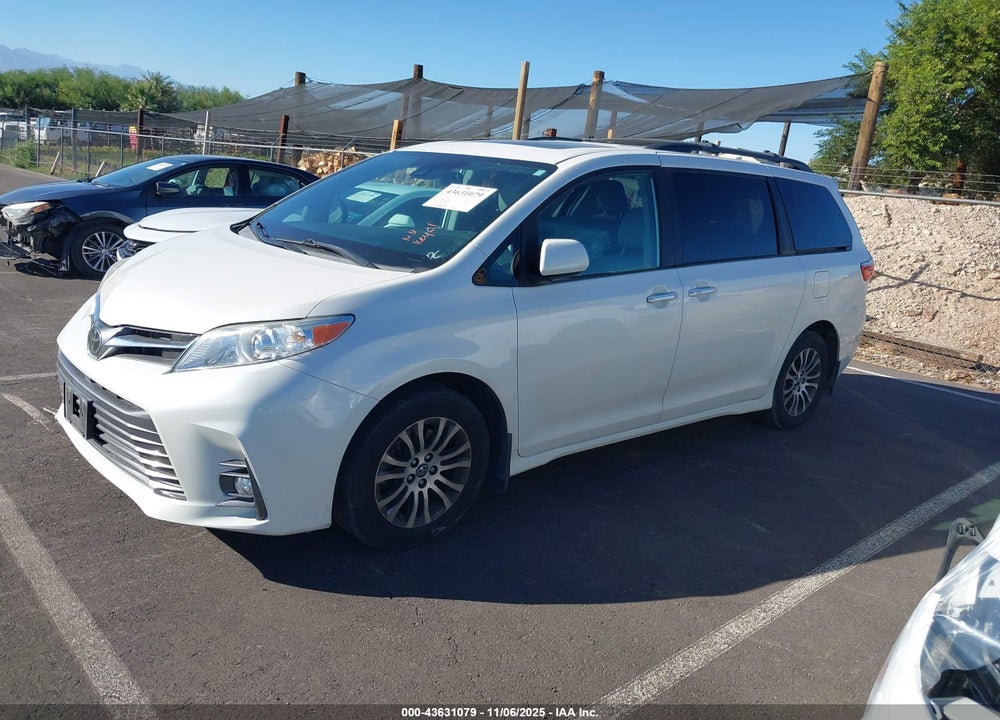 2019 TOYOTA SIENNA XLE 8 PASSENGER VIN: 5TDYZ3DC1KS020157