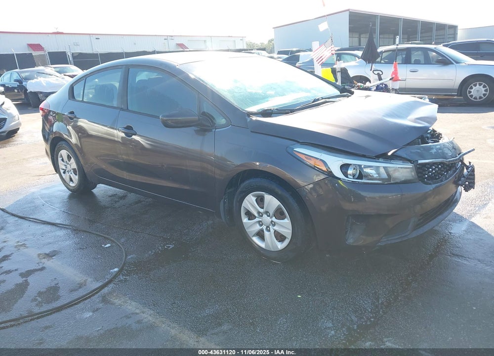 2017 KIA FORTE LX VIN: 3KPFK4A71HE018579