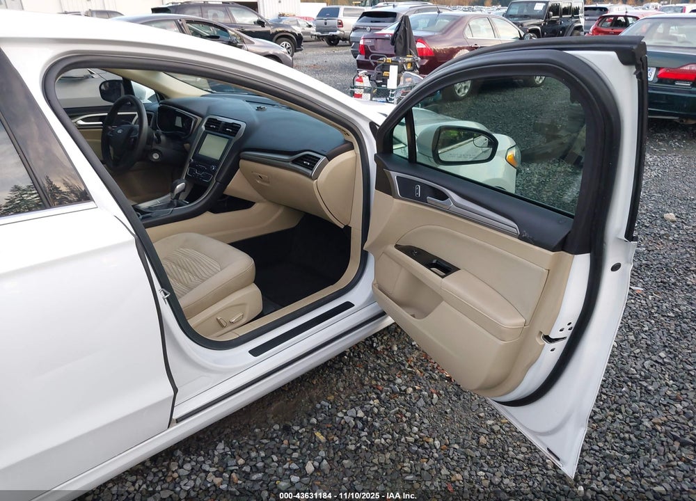 2016 FORD FUSION SE VIN: 3FA6P0H77GR196364