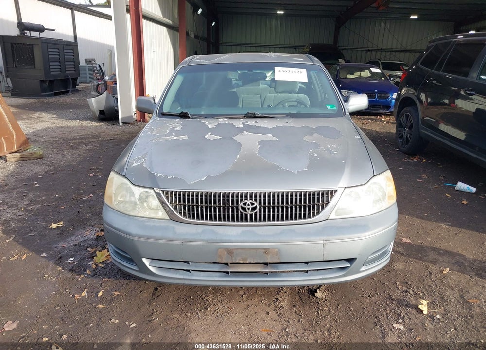 2002 TOYOTA AVALON XL VIN: 4T1BF28B52U236837