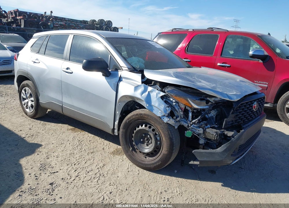 2025 TOYOTA COROLLA CROSS L VIN: 7MUAAAAG8SV132819