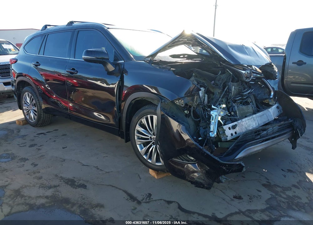 2022 TOYOTA HIGHLANDER PLATINUM VIN: 5TDFZRAH6NS090378