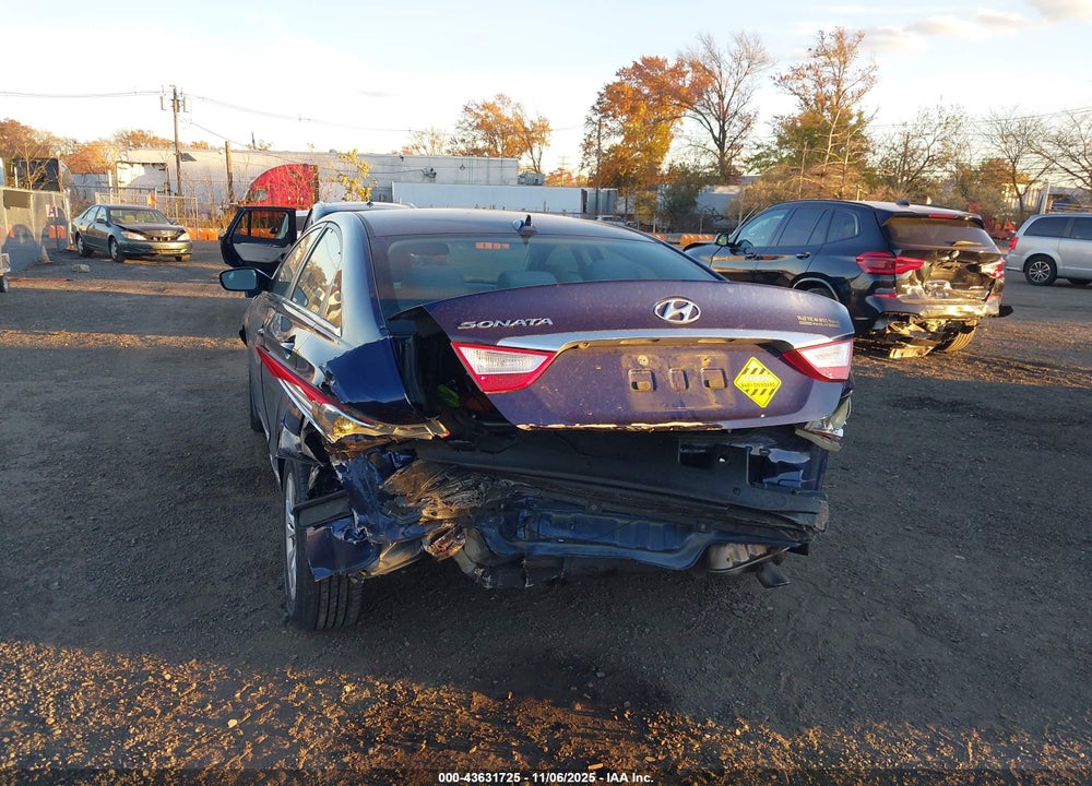 2013 HYUNDAI SONATA GLS VIN: 5NPEB4AC7DH527302