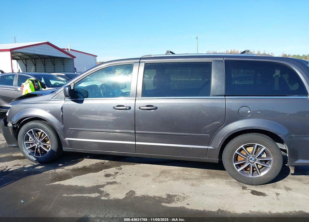 2017 DODGE GRAND CARAVAN SXT VIN: 2C4RDGCG9HR712800