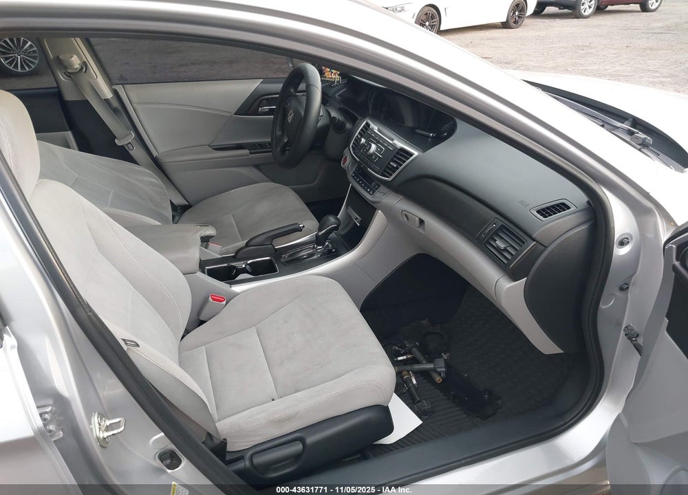 2014 HONDA ACCORD EX VIN: 1HGCR2F76EA040153