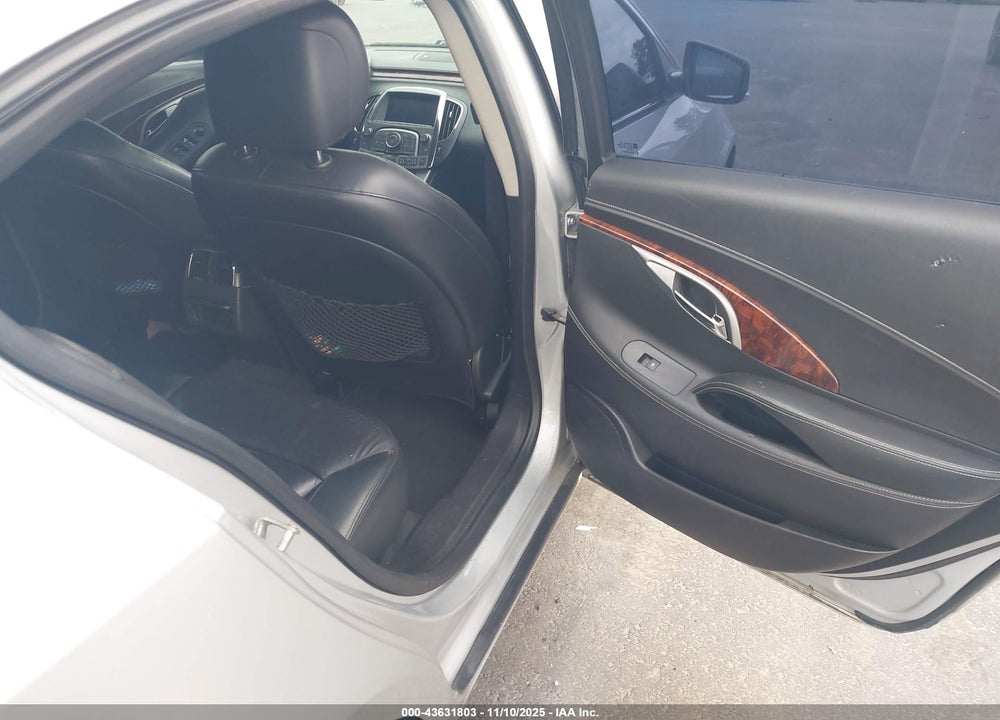 2012 BUICK LACROSSE VIN: 1G4GD5E31CF305135