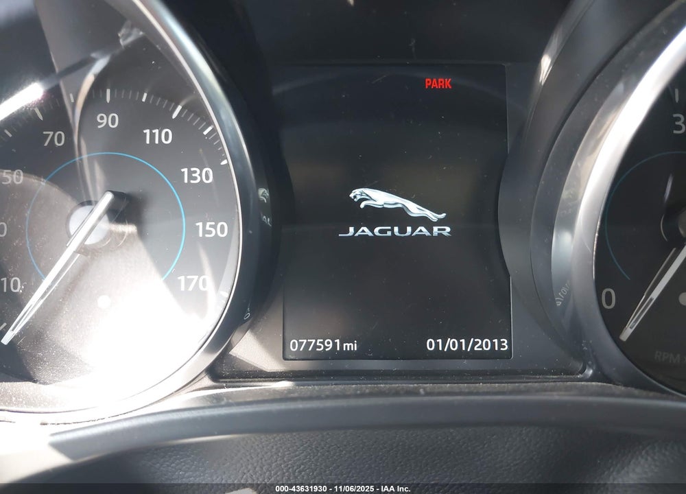 2017 JAGUAR XE 20D PREMIUM VIN: SAJAD4BN6HA975912