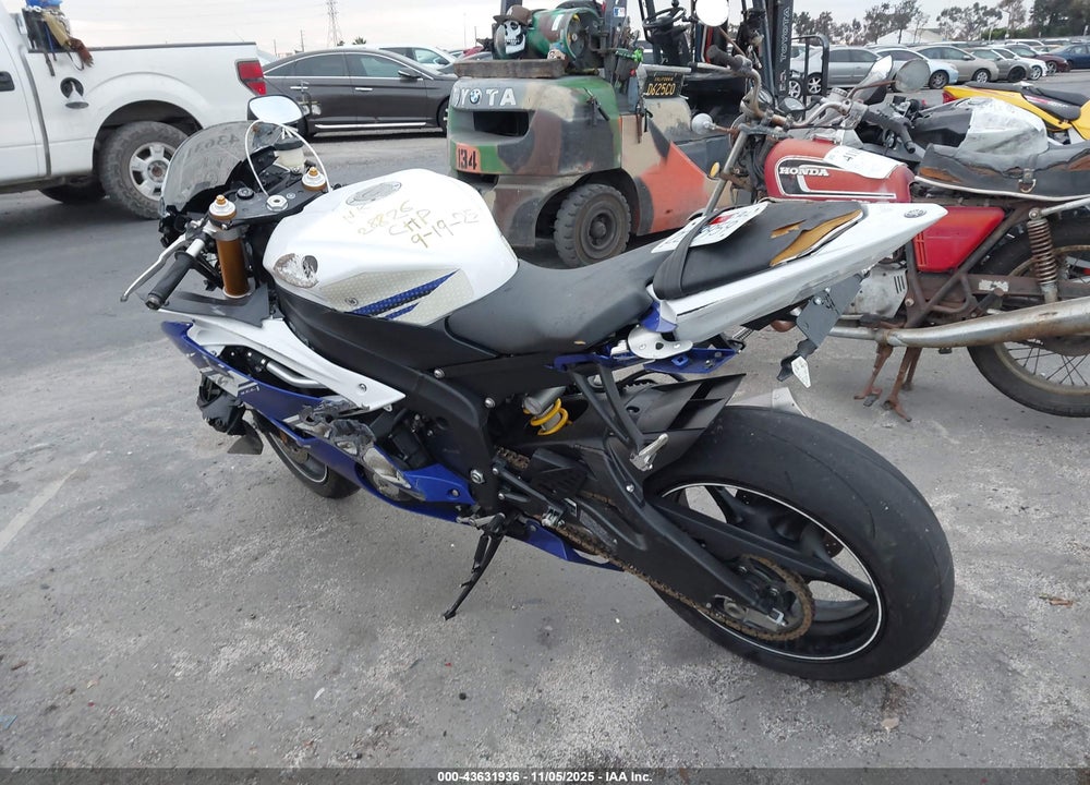 2014 YAMAHA YZFR6 C VIN: JYARJ16Y9EA007713