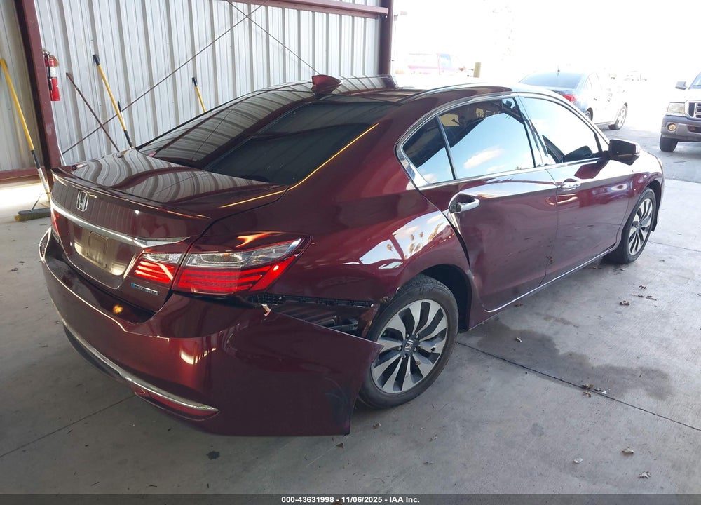 2017 HONDA ACCORD HYBRID VIN: JHMCR6F38HC026832