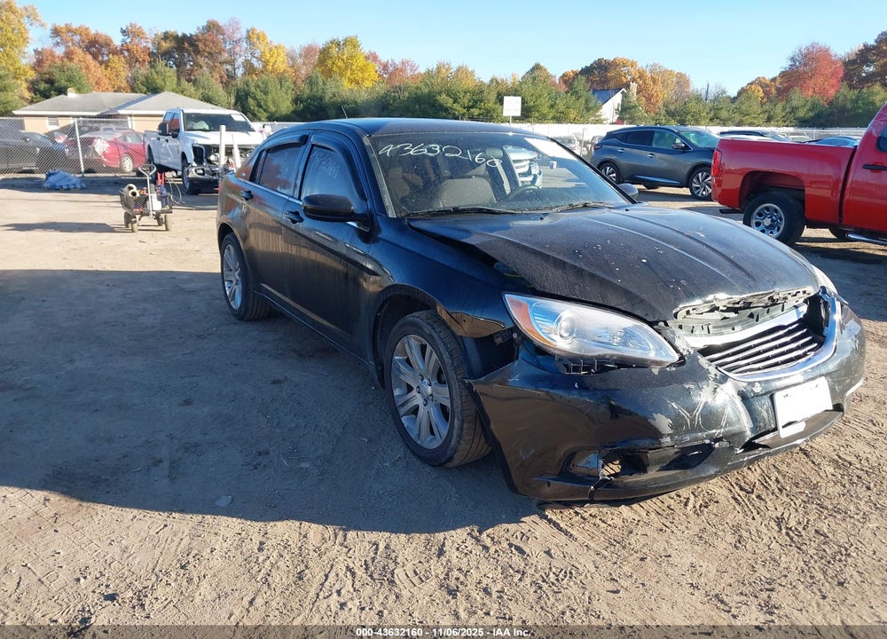 2013 CHRYSLER 200 LX VIN: 1C3CCBAB2DN735849
