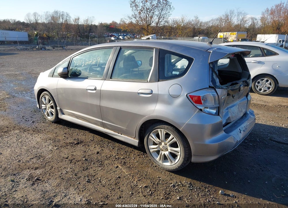 2009 HONDA FIT SPORT VIN: JHMGE88439S001553