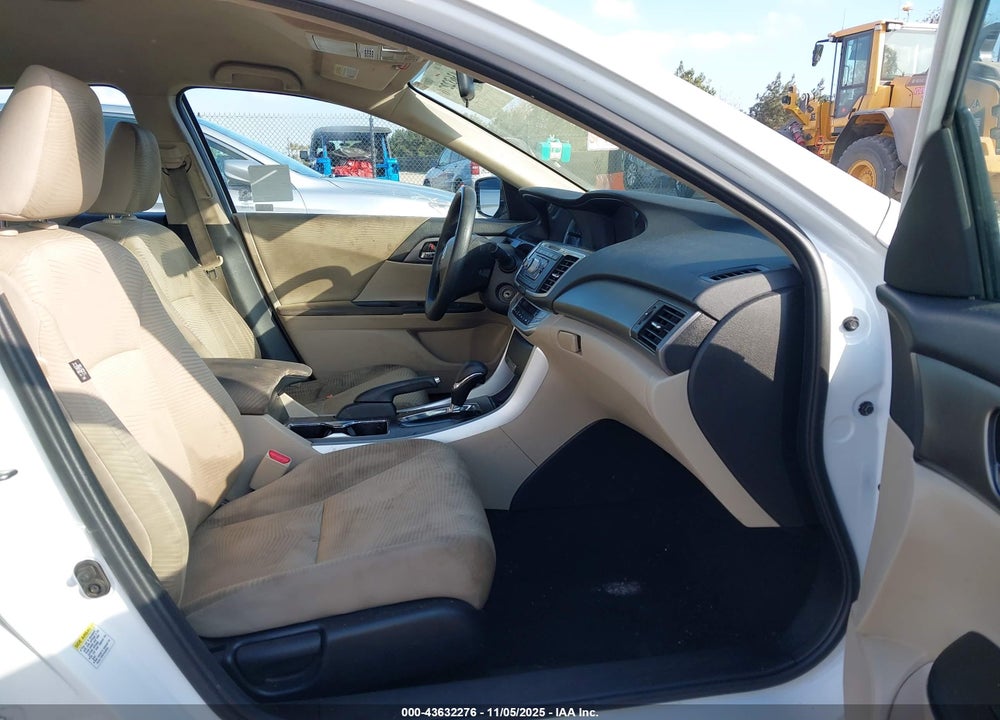 2015 HONDA ACCORD LX VIN: 1HGCR2F3XFA112566