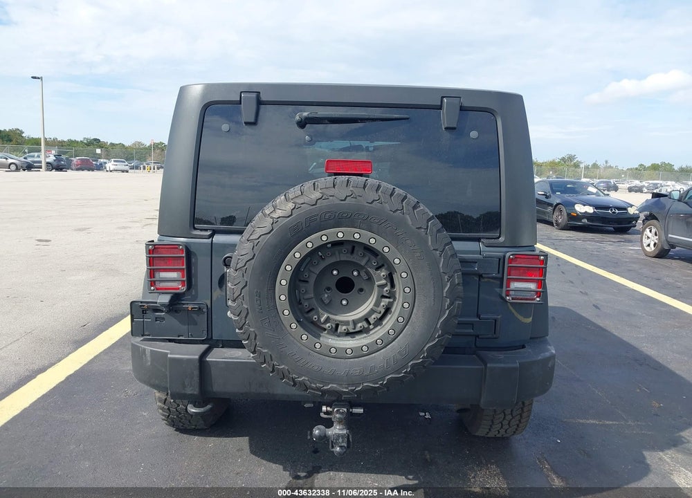 2017 JEEP WRANGLER UNLIMITED SPORT 4X4 VIN: 1C4BJWDG4HL514993