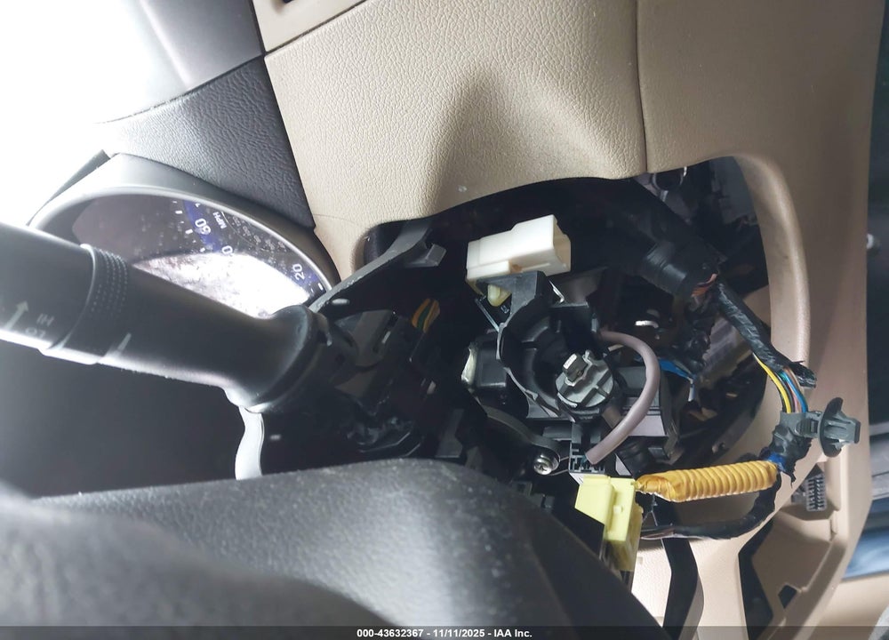 2013 HYUNDAI ELANTRA GLS VIN: KMHDH4AE7DU684941