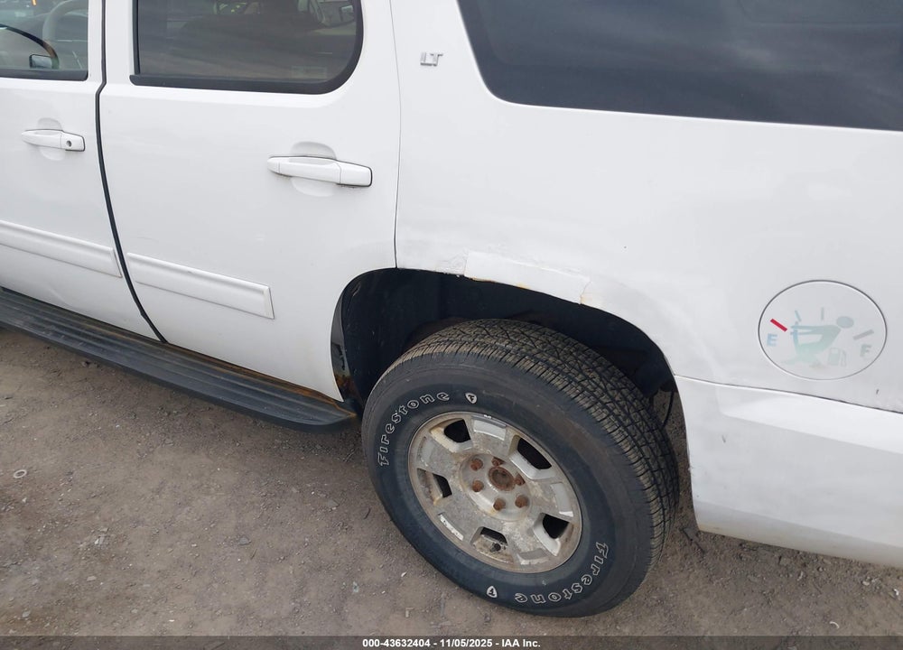 2011 CHEVROLET TAHOE LT VIN: 1GNSKBE00BR213883