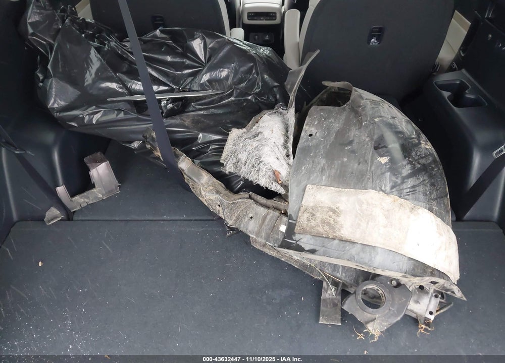 2022 HYUNDAI PALISADE VIN: KM8R5DHE1NU440384