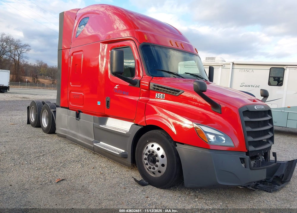 2020 FREIGHTLINER NEW CASCADIA 126 VIN: 1FUJHHDR5LLLJ7062