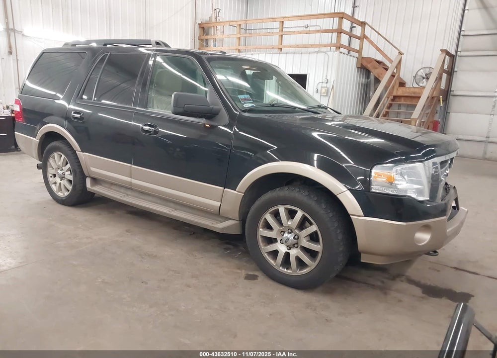 2011 FORD EXPEDITION XLT VIN: 1FMJU1J52BEF26138