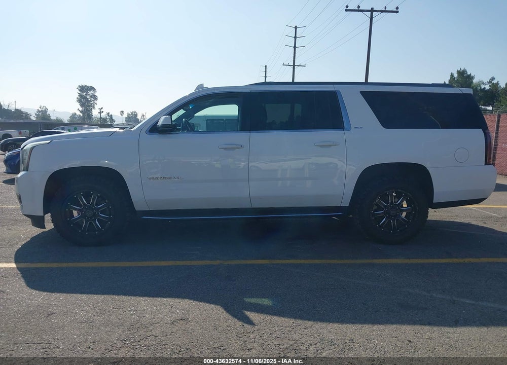 2017 GMC YUKON XL VIN: 1GKS2GKC1HR192110