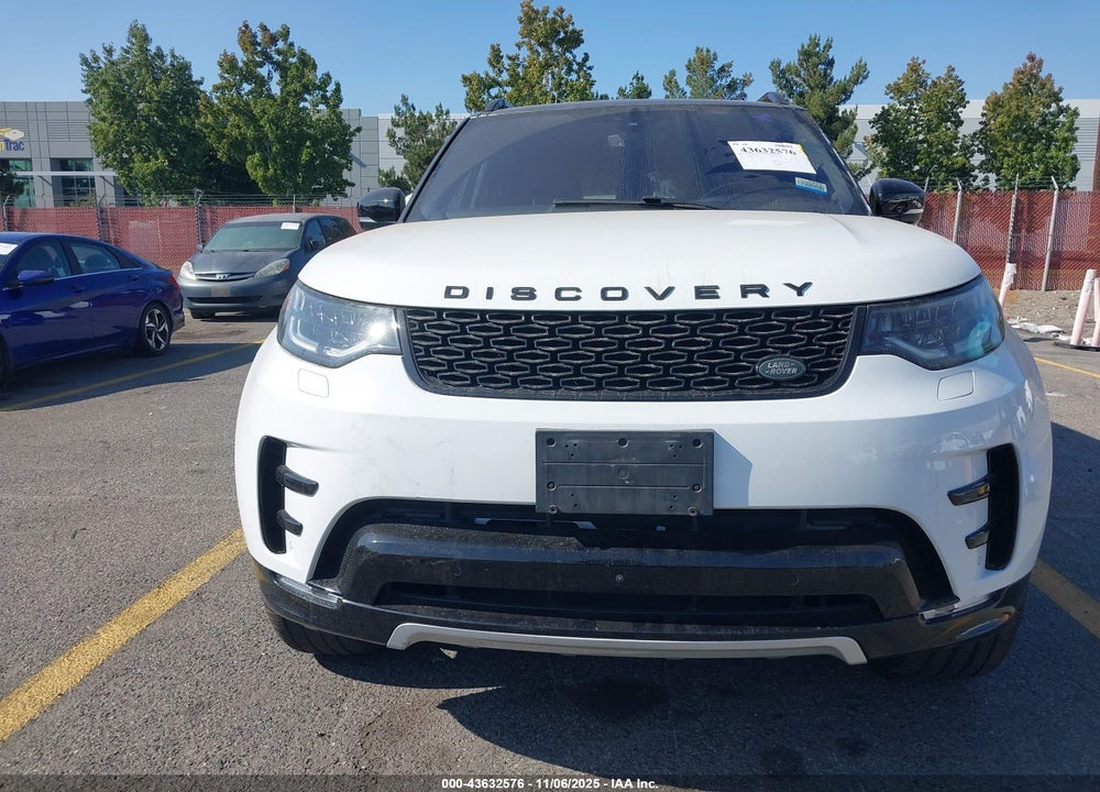 2017 LAND ROVER DISCOVERY VIN: SALRRBBV4HA042817