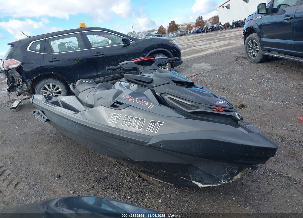 2022 SEADOO RXP-300 VIN: 00000YDV74420D222