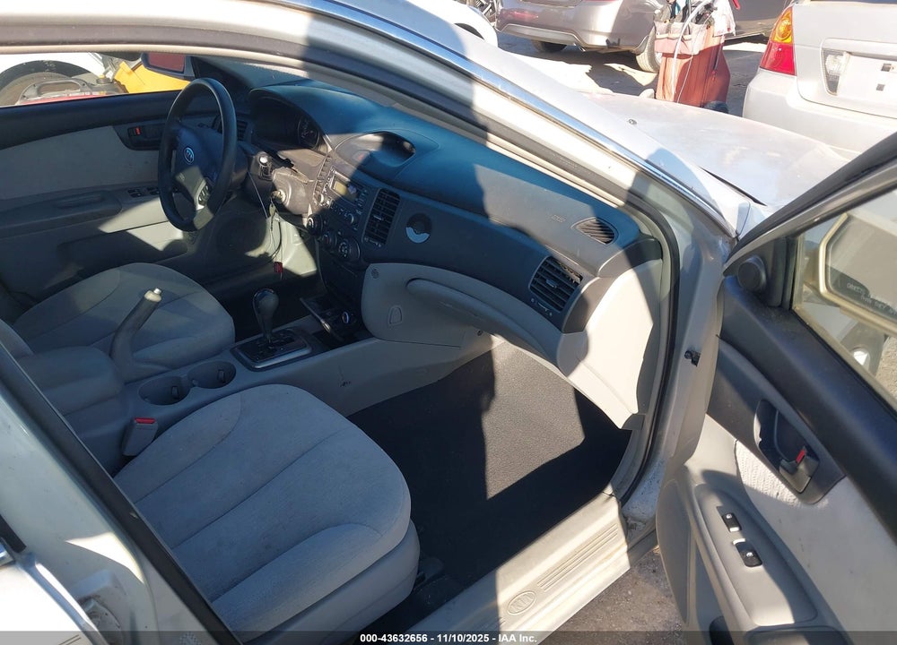 2008 KIA OPTIMA VIN: KNAGE123285242023