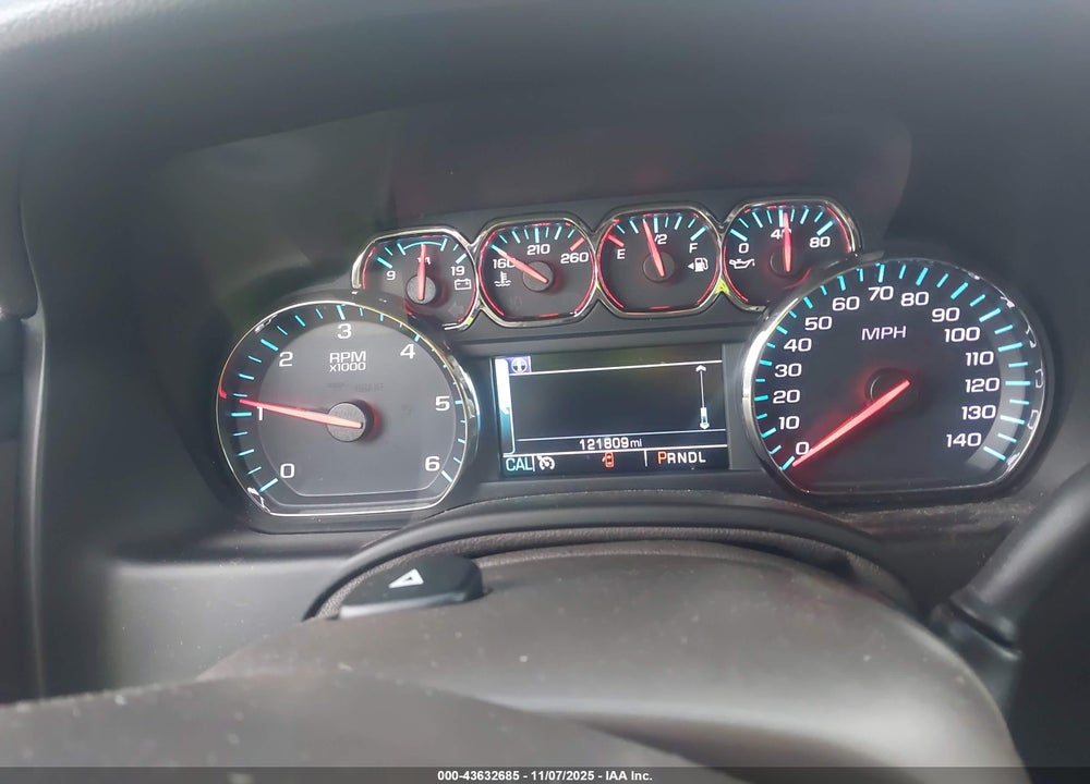 2018 CHEVROLET SUBURBAN PREMIER VIN: 1GNSKJKC3JR403443