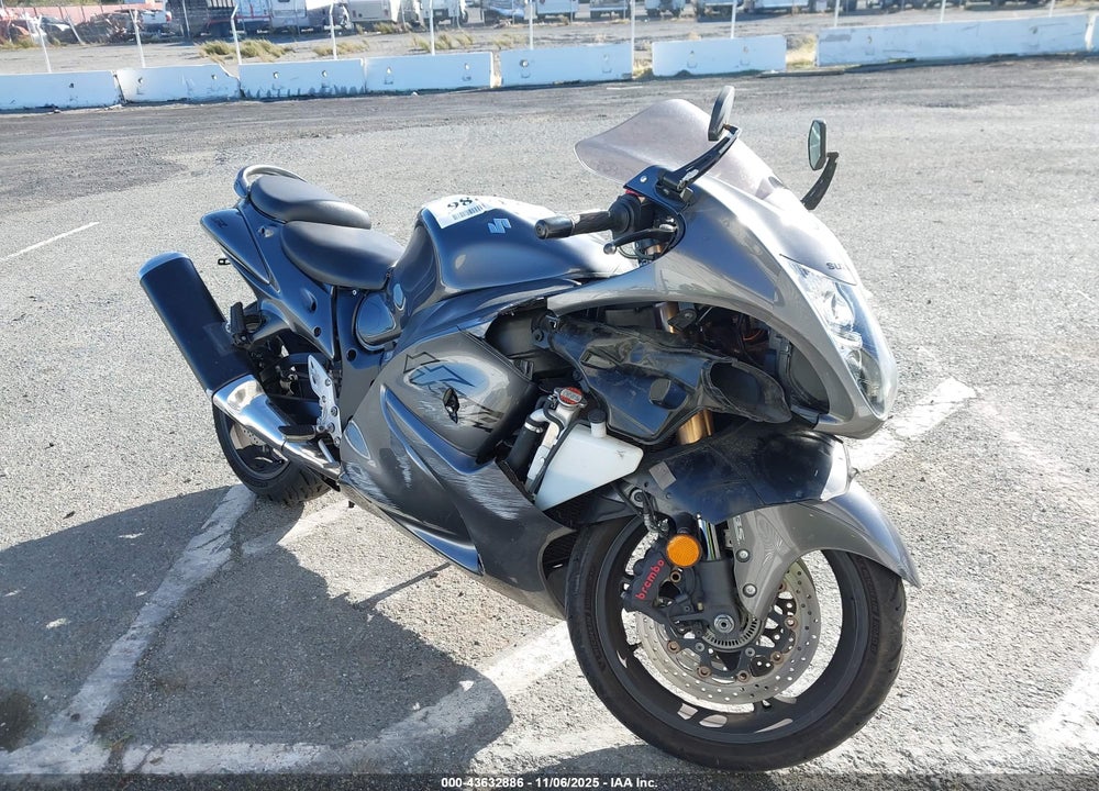 2020 SUZUKI GSX1300 RA VIN: JS1GX72B4L7100268