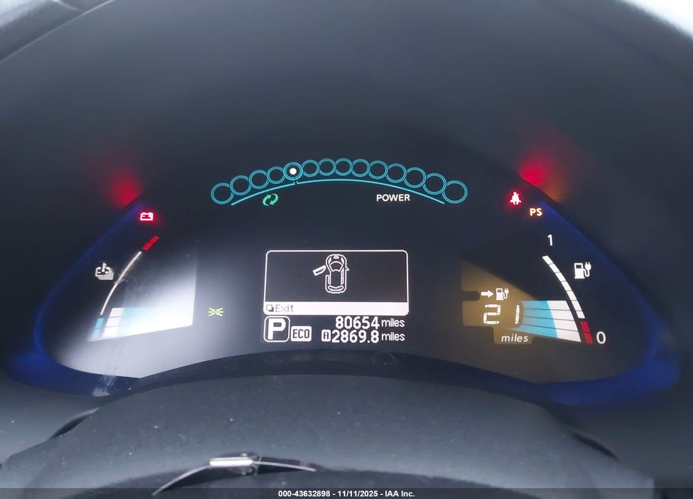 2015 NISSAN LEAF SL VIN: 1N4AZ0CP5FC326523