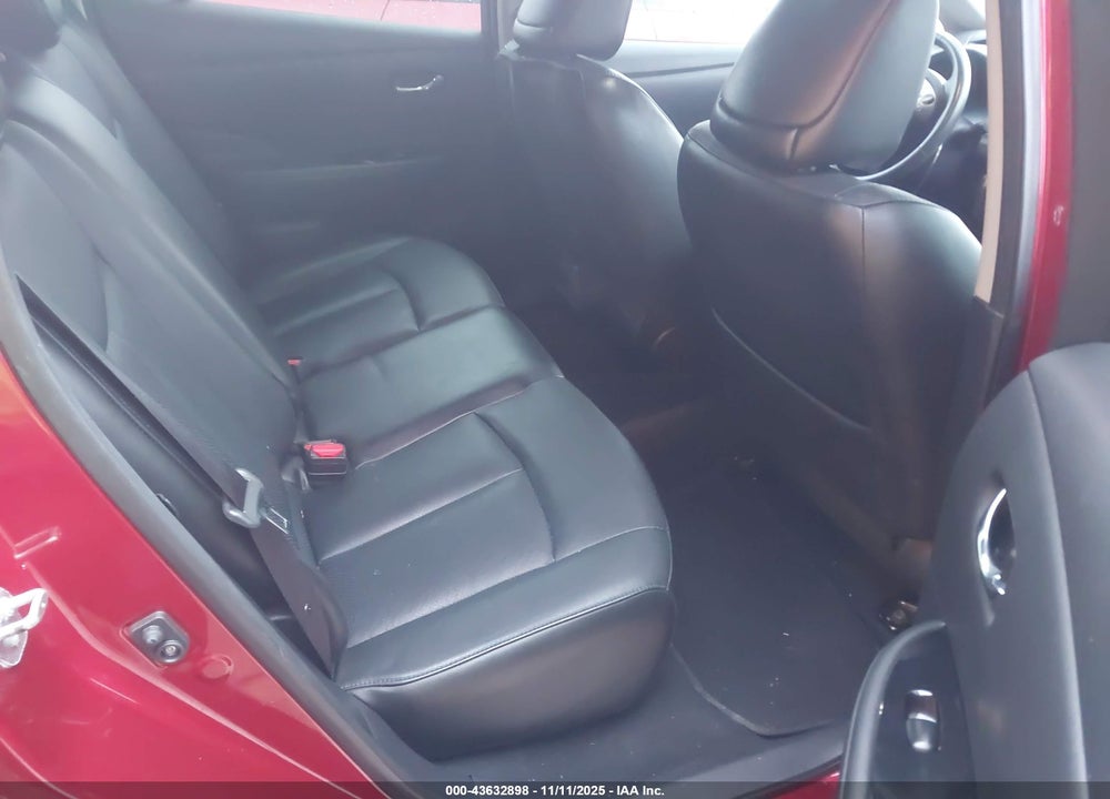 2015 NISSAN LEAF SL VIN: 1N4AZ0CP5FC326523