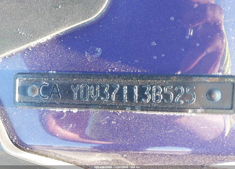 2025 SEADOO --- VIN: YDV37113B525