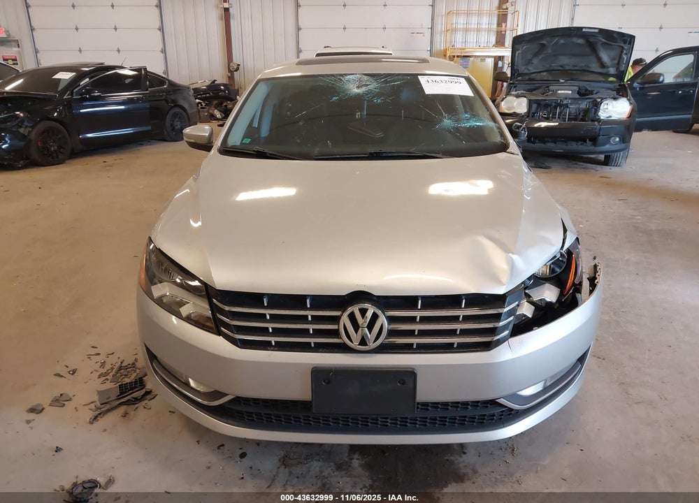 2014 VOLKSWAGEN PASSAT 2.0L TDI SE VIN: 1VWBN7A39EC004076