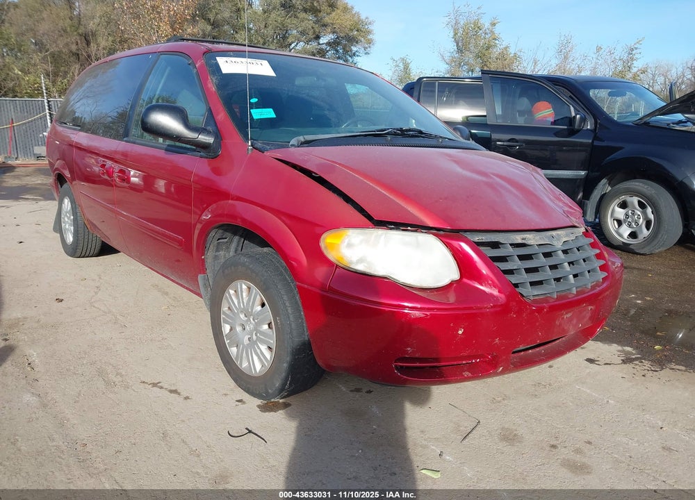 2005 CHRYSLER TOWN & COUNTRY LX VIN: 2C4GP44R25R103041