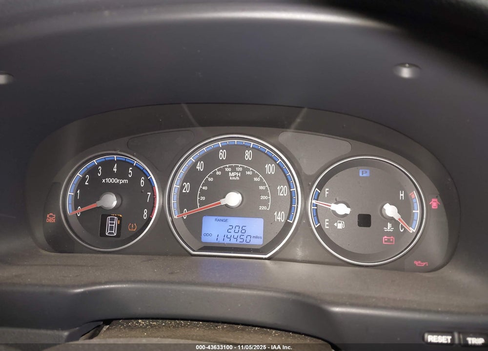 2008 HYUNDAI SANTA FE GLS VIN: 5NMSG13D98H174556