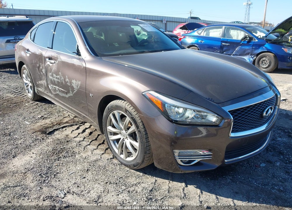 2015 INFINITI Q70 3.7 VIN: JN1BY1AP1FM542098