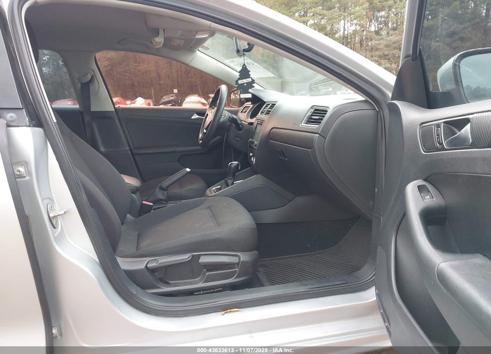 2016 VOLKSWAGEN JETTA 1.4T SE VIN: 3VWD67AJ6GM315938
