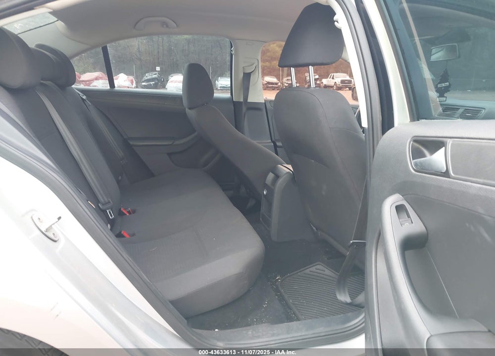 2016 VOLKSWAGEN JETTA 1.4T SE VIN: 3VWD67AJ6GM315938