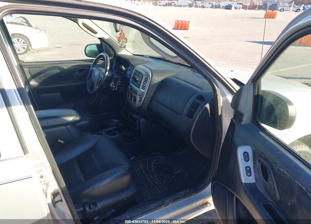 2003 FORD ESCAPE LIMITED VIN: 1FMCU94173KA69460