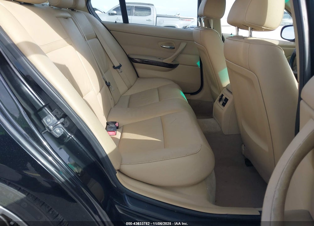 2011 BMW 328I VIN: WBAPH7C54BE460255